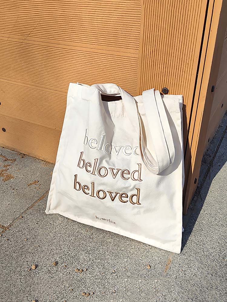 LETTER EMBROIDERED CANVAS BAG
