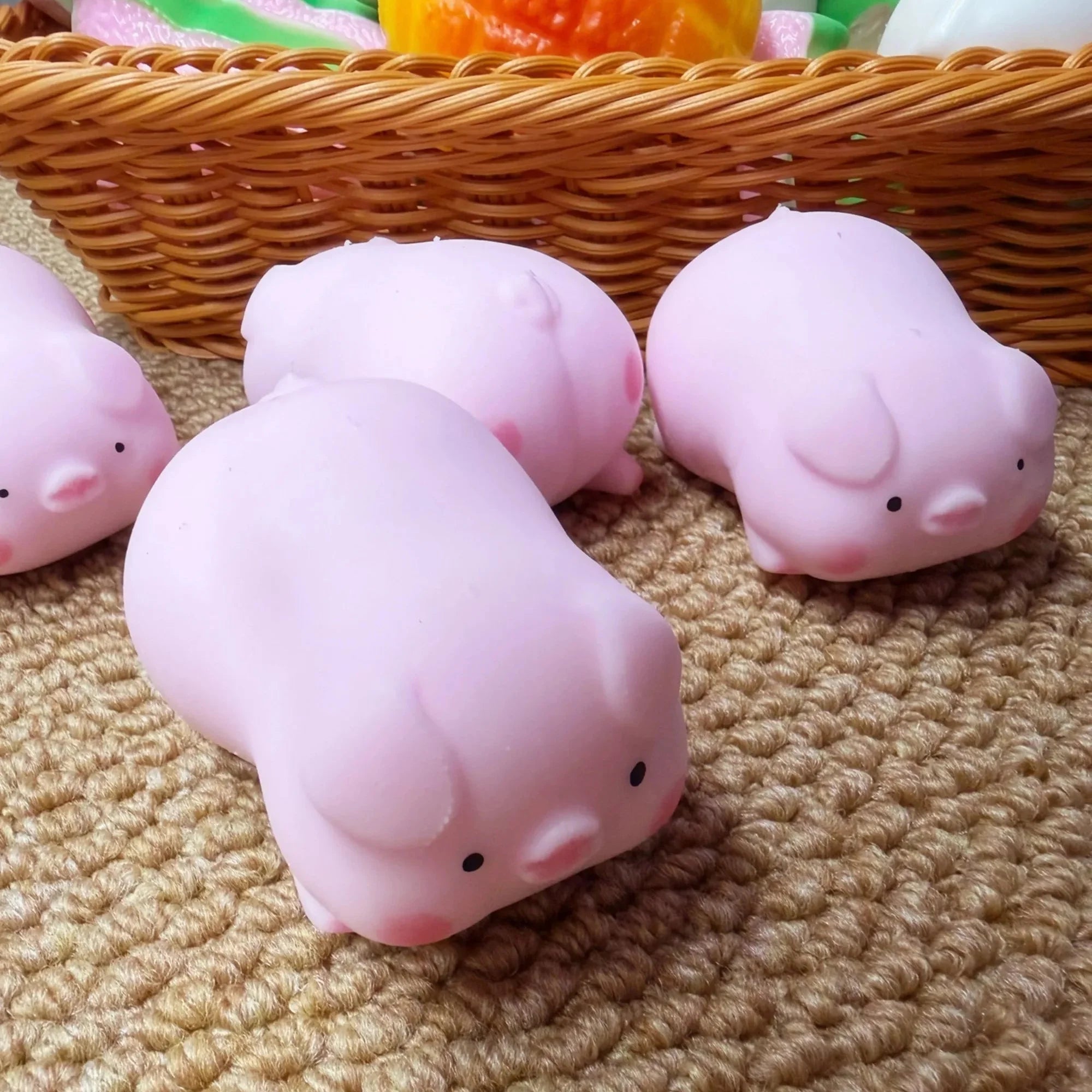 CHUBBY PINK PIG SQUISHY