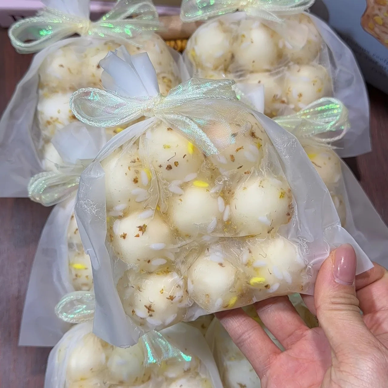 OSMANTHUS RICE WINE TANGYUAN CRUNCHY SQUISHY BAG
