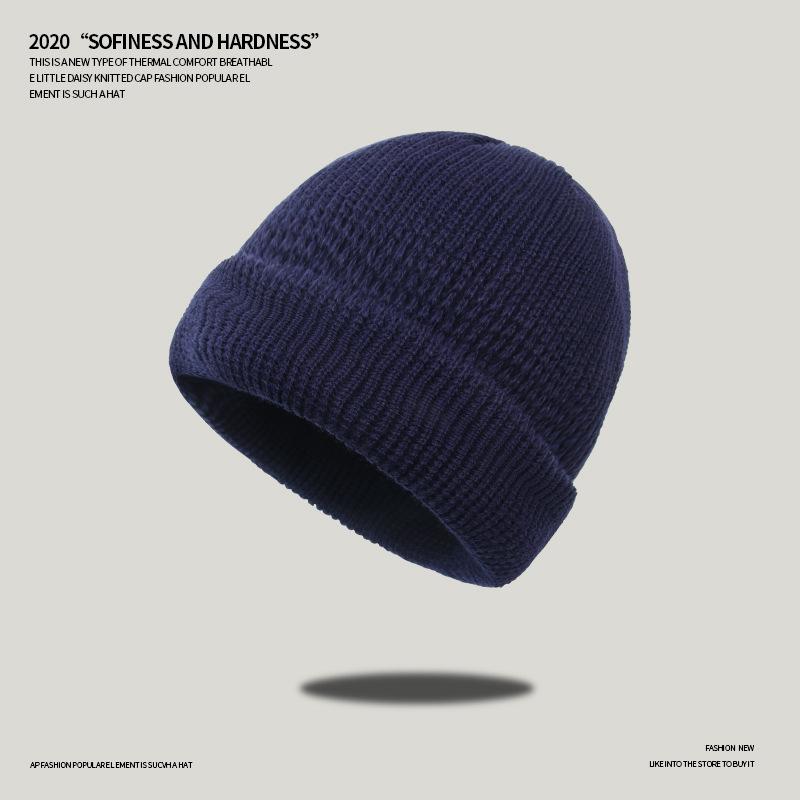 DOMED WINTER KNITTED MEN'S AND WOMEN'S WOOL HAT