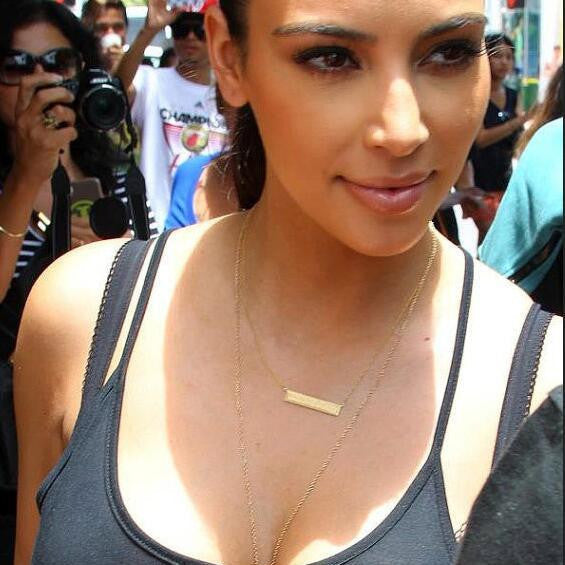 SIMPLE STRIP SHORT CLAVICLE NECKLACE