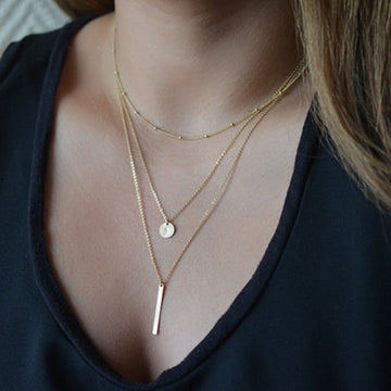 THREE LAYERS PAILLETTE STRIP PENDANT NECKLACE