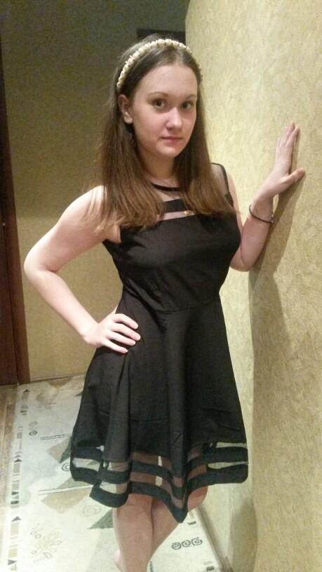 Scoop Splicing Mesh Hollow Out Short Dress