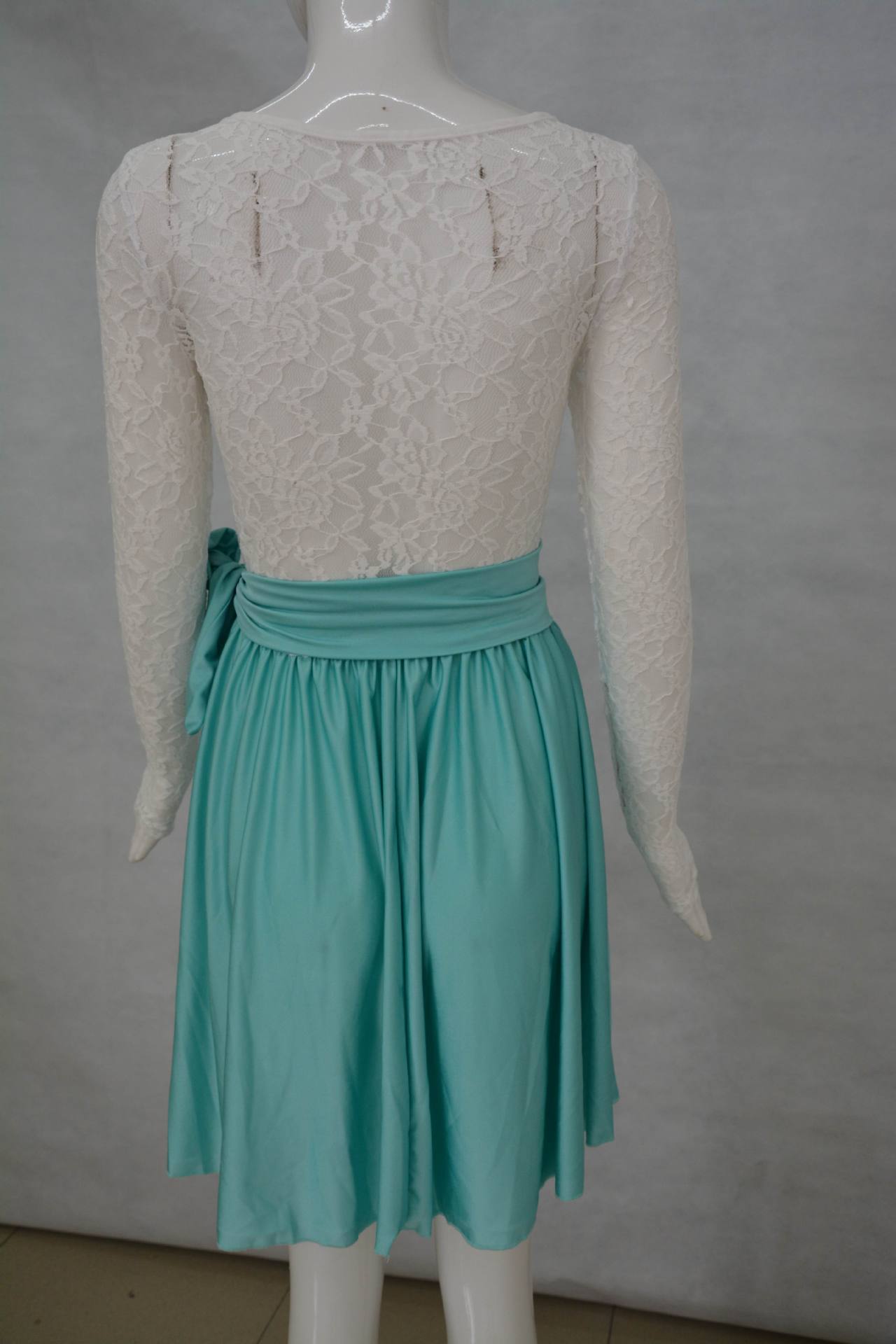 Scoop Long Sleeves Lace Patchwork Flared Pleated Short Dress