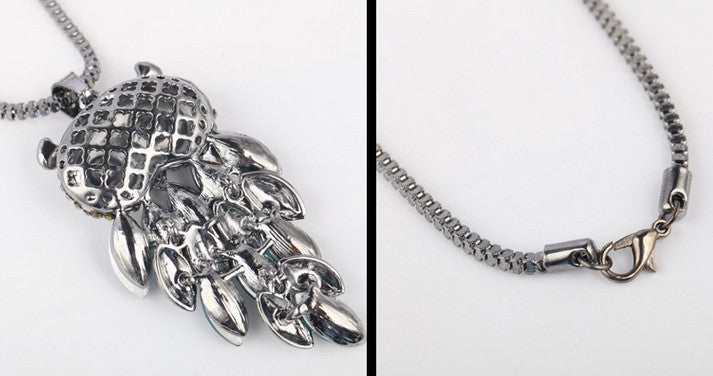 UPSCALE OWL CLOTHING CHAIN EUROPE FASHION PENDANT NECKLACE
