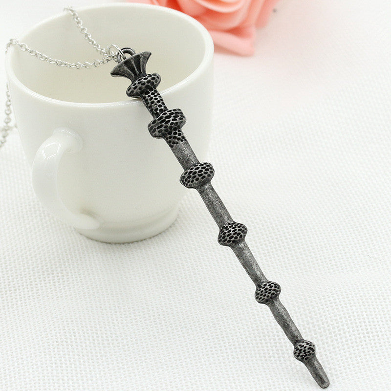 ALLOY ORNAMENT MAGIC WAND NECKLACE