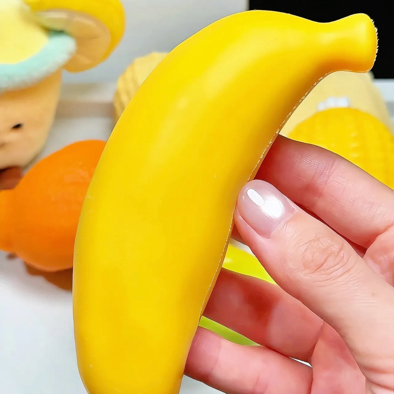 BANANA SQUISHY BALL