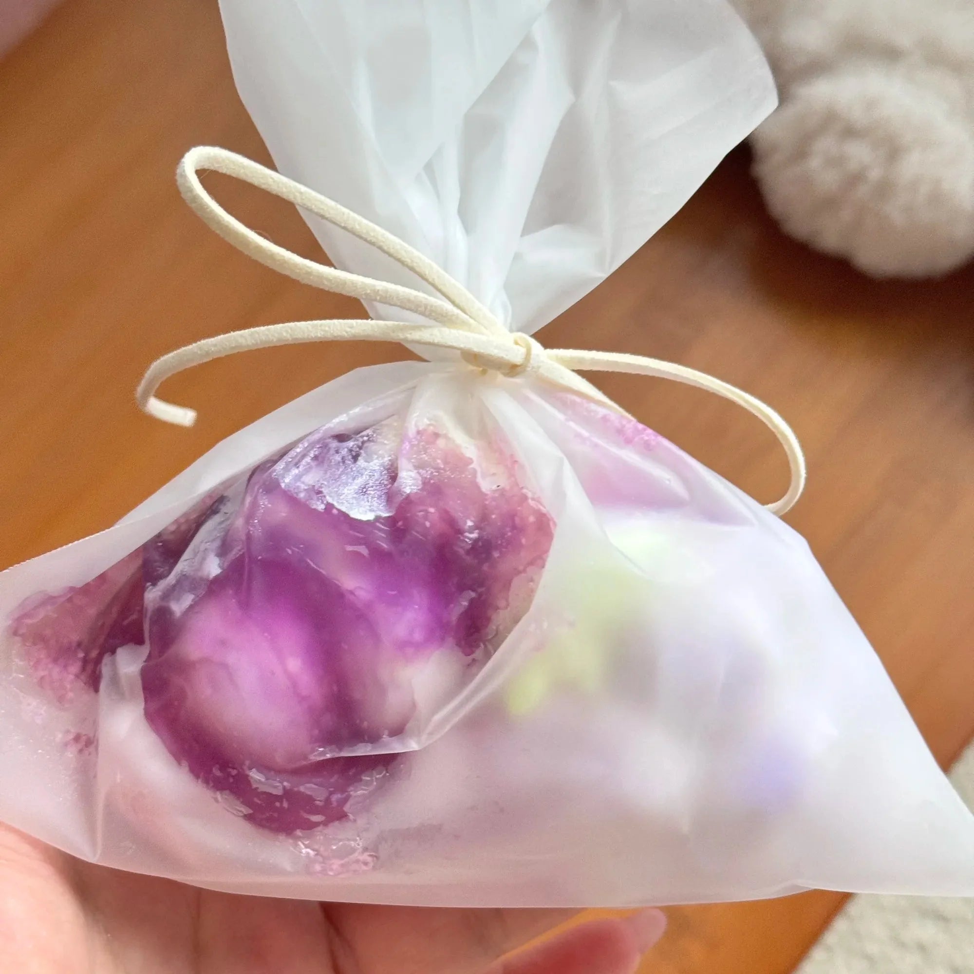 JUICY GRAPE ICE SLUSH CRUNCHY SOFT-TOUCH SQUISHY BAG