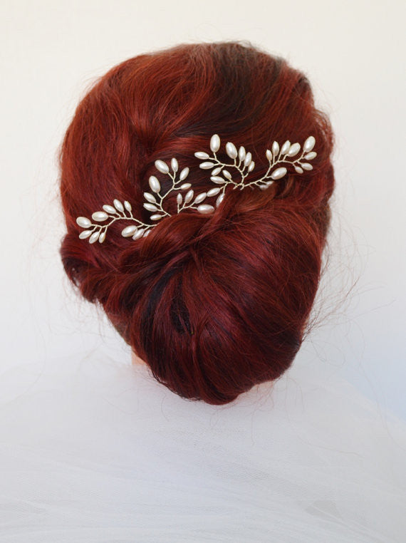 BEAUTIFUL WHITE BRIDE PEARL HAIRPINS