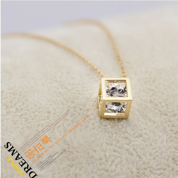 CRYSTAL ZIRCON CUBE PENDANT CLAVICLE NECKLACE