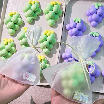 CRUNCHY GRAPE SOFT-TOUCH SQUISHY BAG