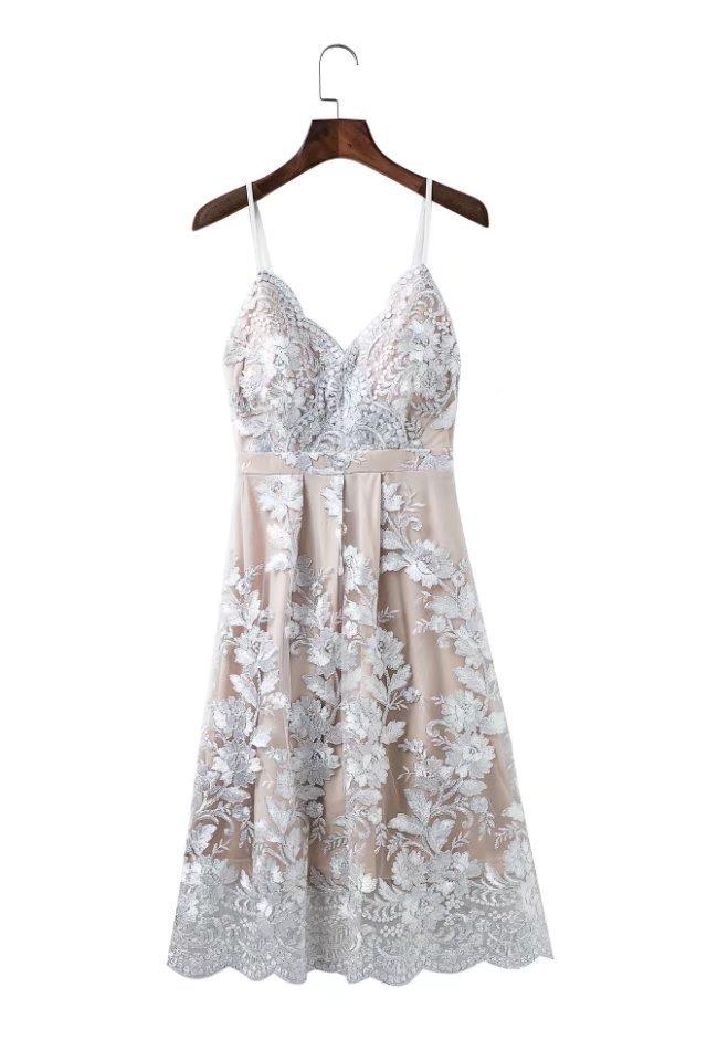 A-line V-neck Flower Print Spaghetti Straps Knee-length Lace Dress