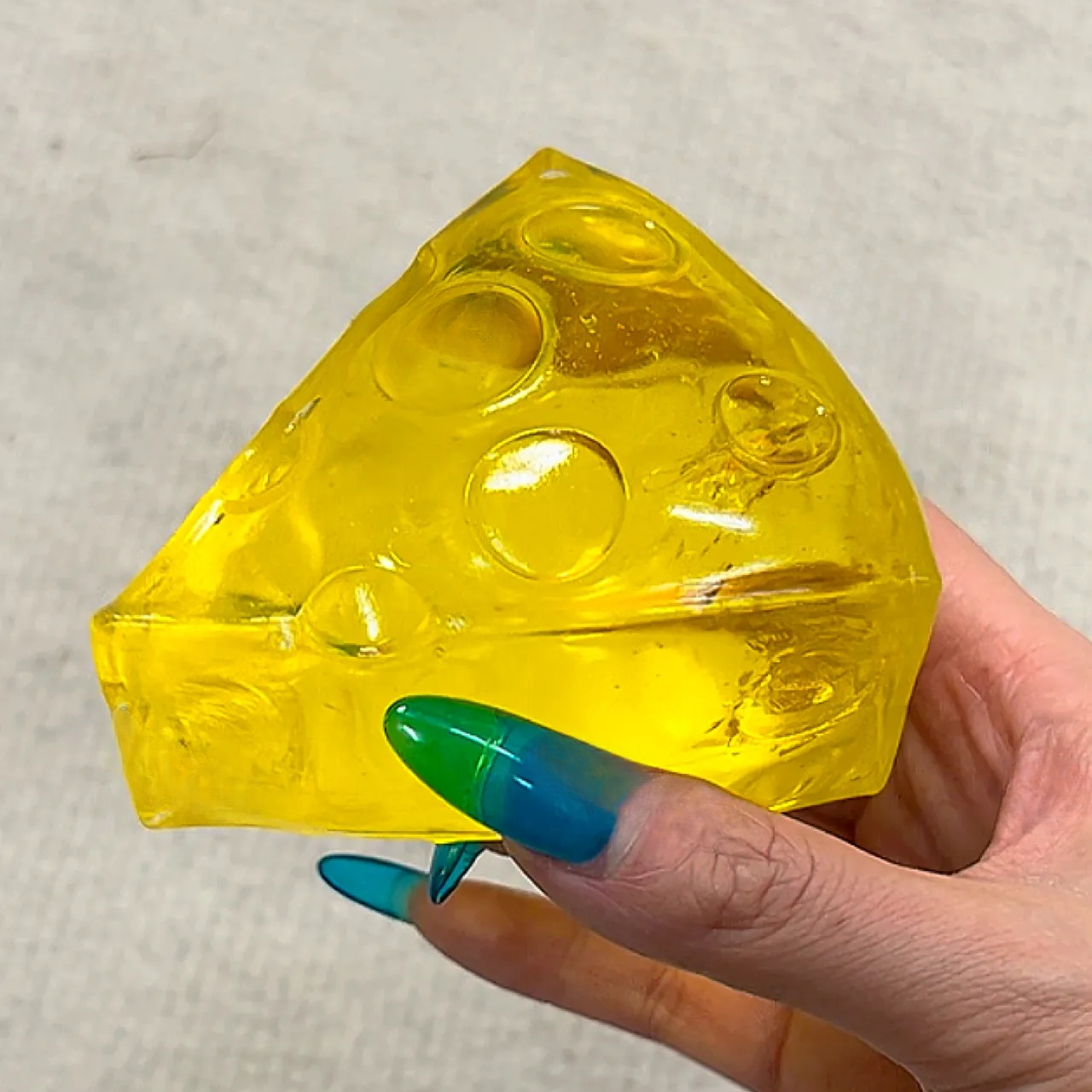 TRANSPARENT MOLDABLE CHEESE SQUISHY