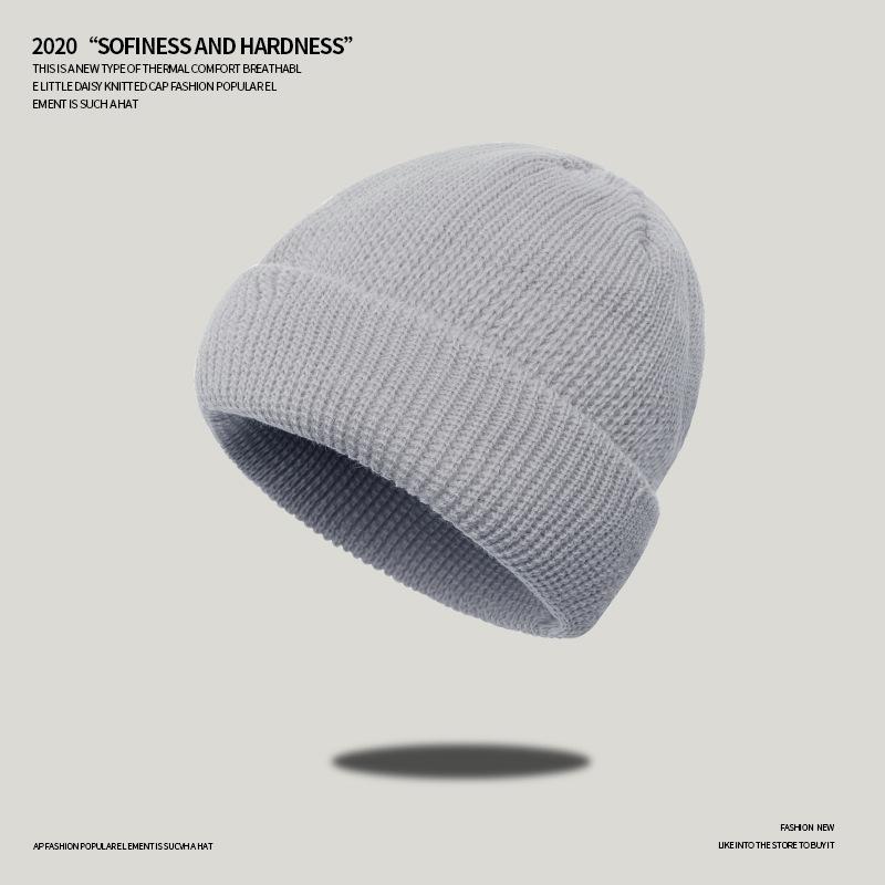 DOMED WINTER KNITTED MEN'S AND WOMEN'S WOOL HAT