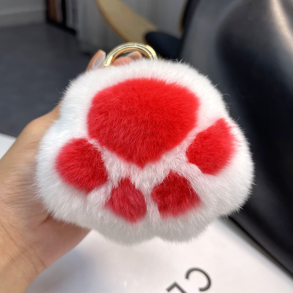 GENUINE REX RABBIT FUR CAT PAW CAR KEYCHAIN ACCESSORY
