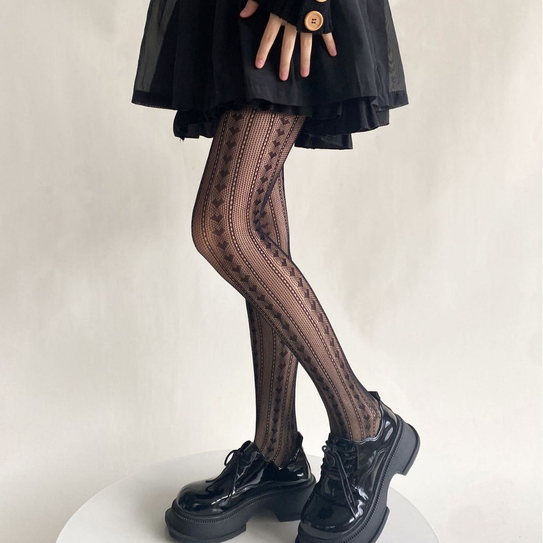JAPANESE SWEET GIRL LOVE VERTICAL STRIPE RETRO HOLLOW FISHING NET SOCKS BOTTOM PANTYHOSE