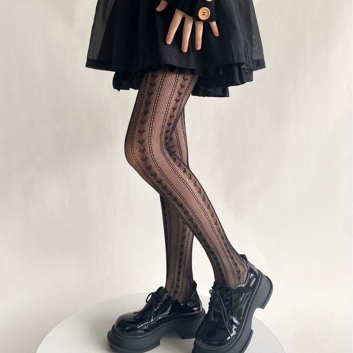 JAPANESE SWEET GIRL LOVE VERTICAL STRIPE RETRO HOLLOW FISHING NET SOCKS BOTTOM PANTYHOSE