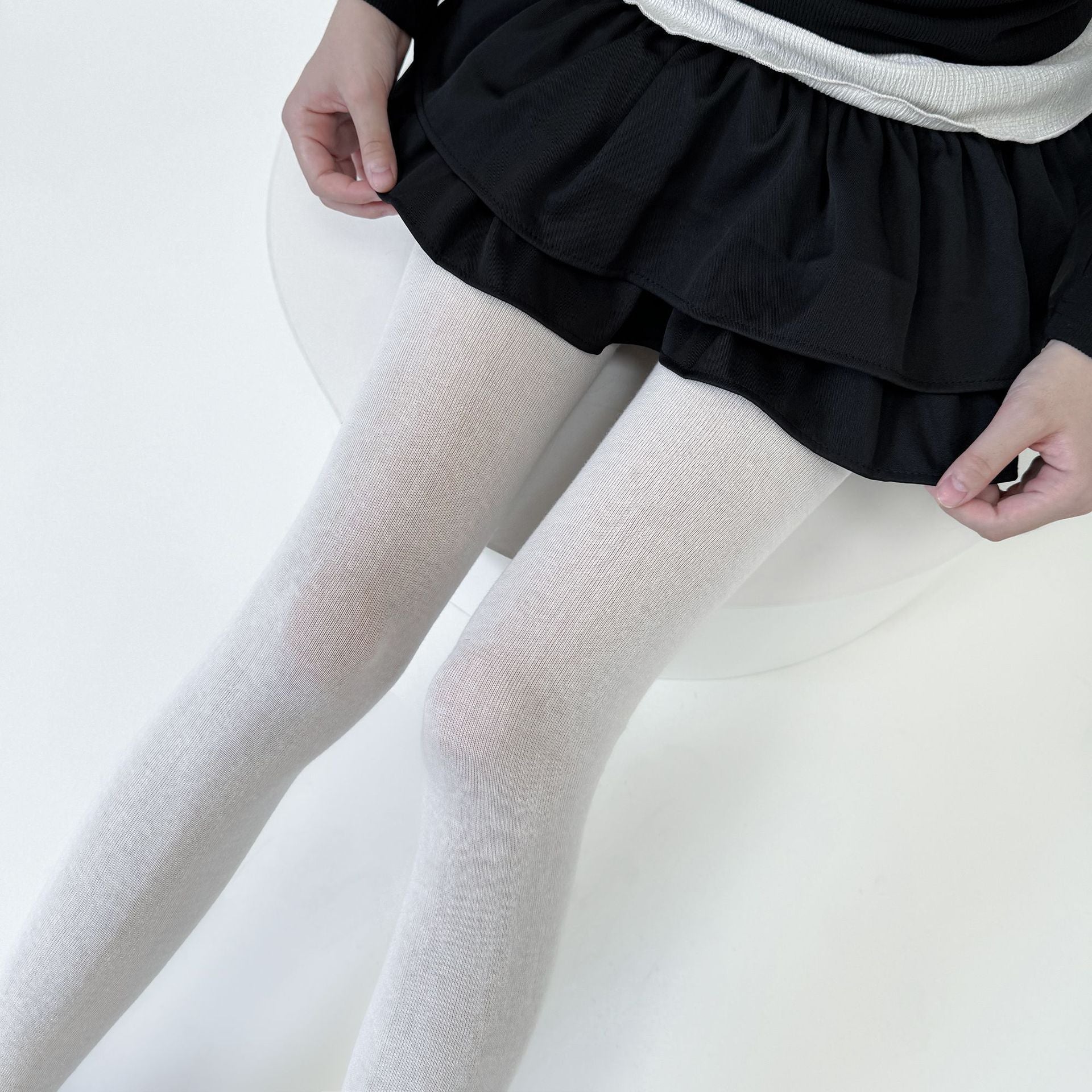RETRO POLKA DOT JACQUARD PANTYHOSE