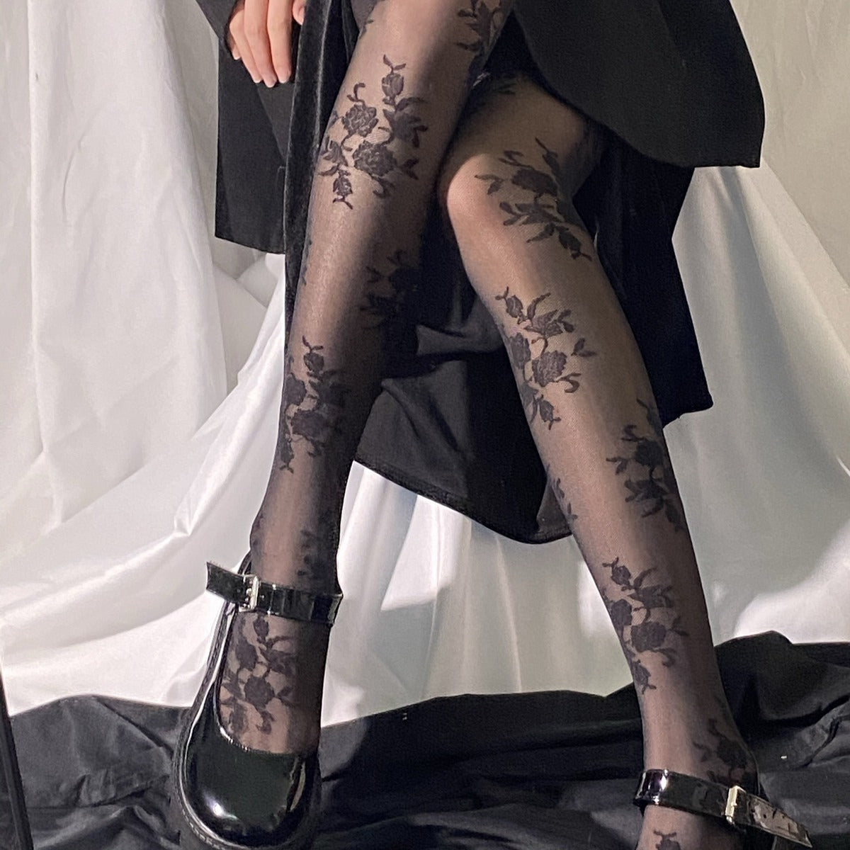 VINTAGE ROSE JACQUARD LACE THIN ANTI-STRIPPING PANTYHOSE