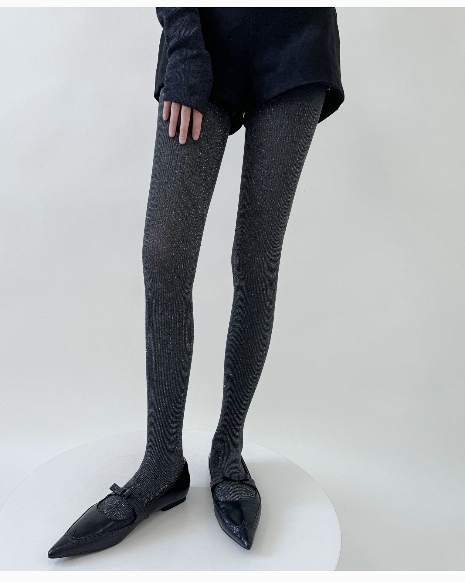 SPRING AND AUTUMN SMALL BRIGHT SILK SLIGHTLY FLASH SILVER SILK MIXED LINE VERTICAL STRIP LEGGINGS PANTYHOSE