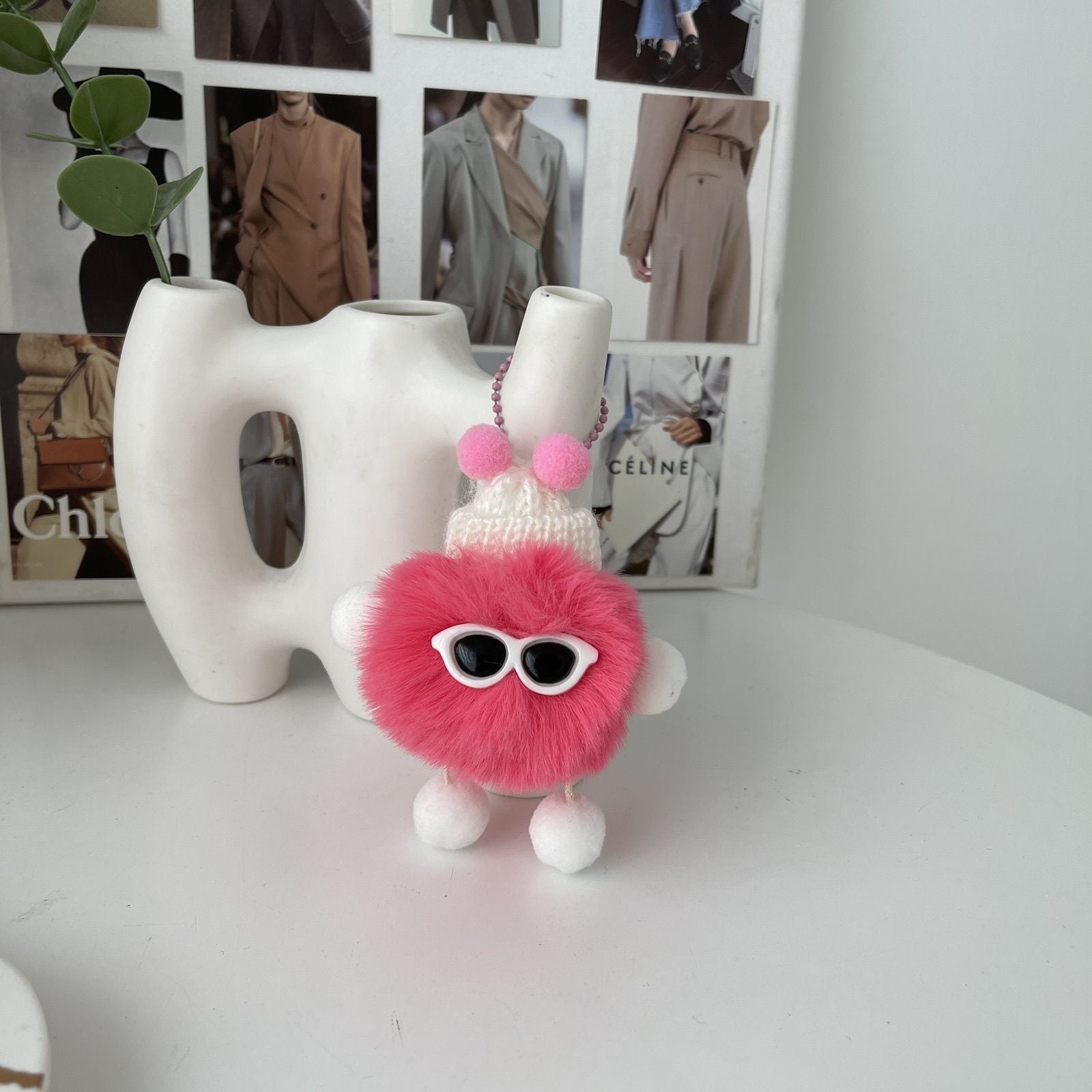 COLORFUL DUST BALL KEYCHAIN ACCESSORY