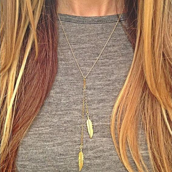 FASHION METAL FEATHER TASSELS NECKLACE