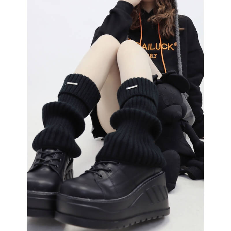 FASHION ACADEMIA LABEL LEG WARMERS