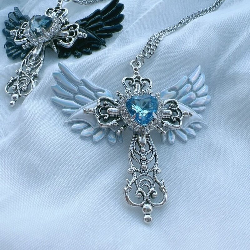NEW FASHION ANGEL CORE NECKLACE