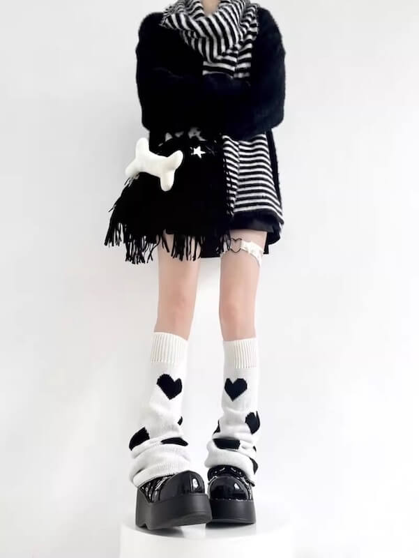 FASHION BLACK WHITE LEG WARMERS