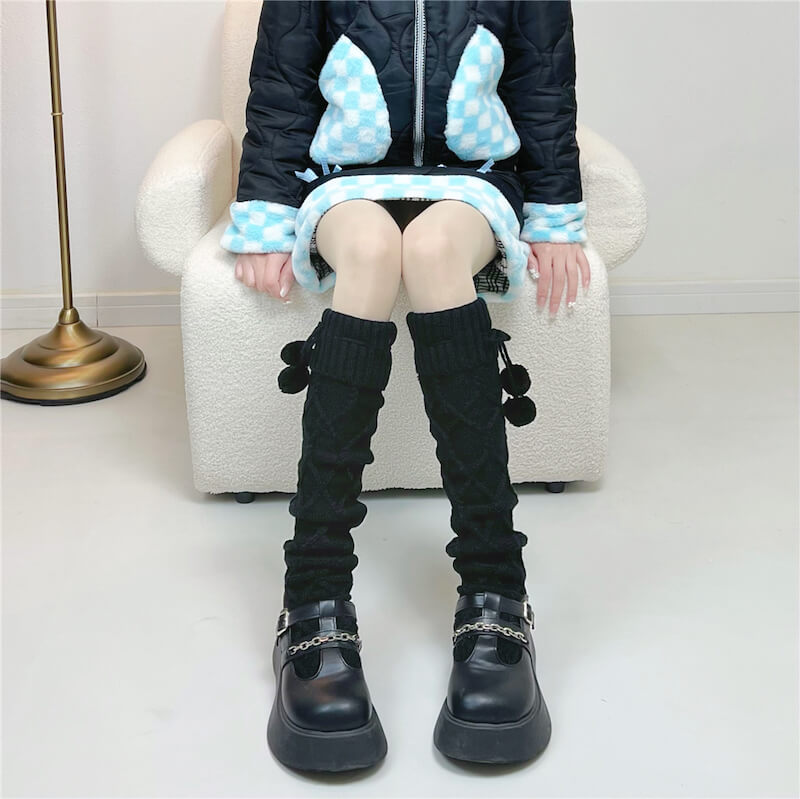 FASHION FLUFFY WARM POMPON STOCKINGS
