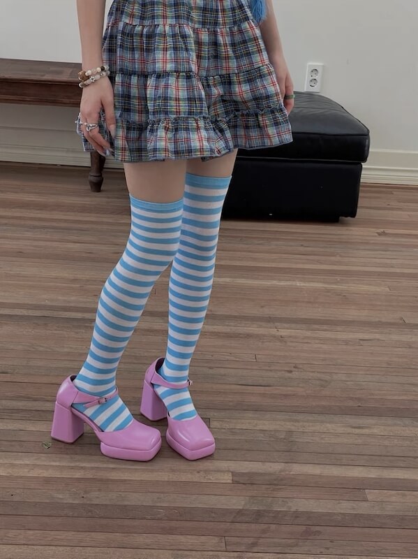 FASHION GIRL CANDY STRIPE STOCKINGS