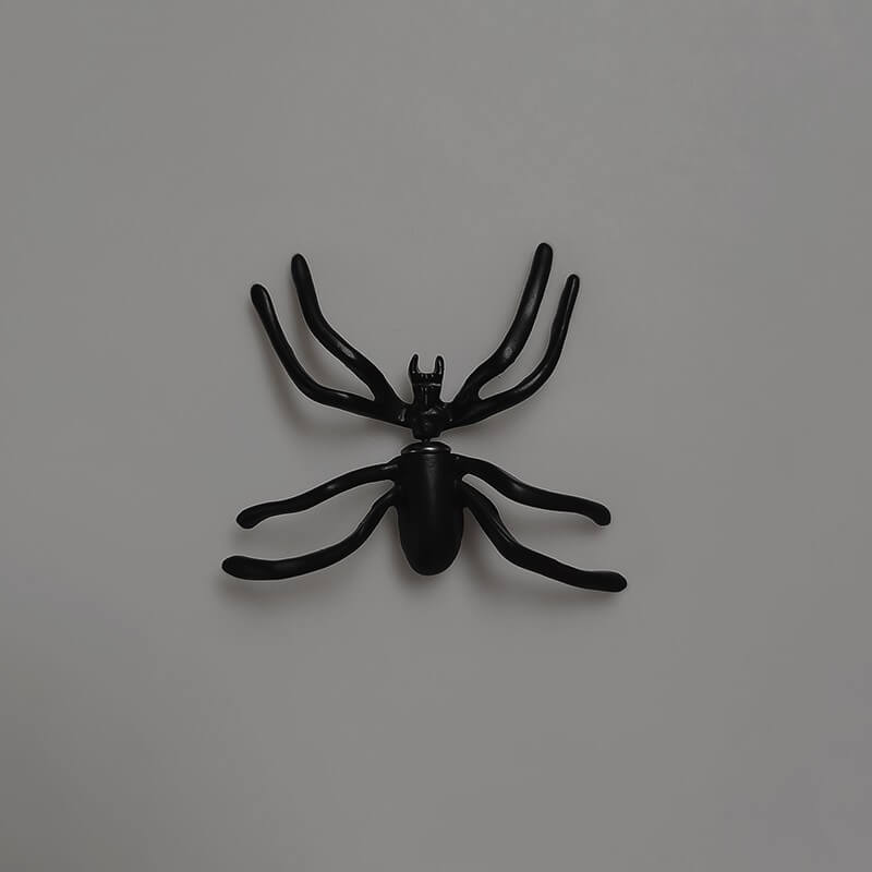 FASHION GOTH BLACK SPIDER EARRING