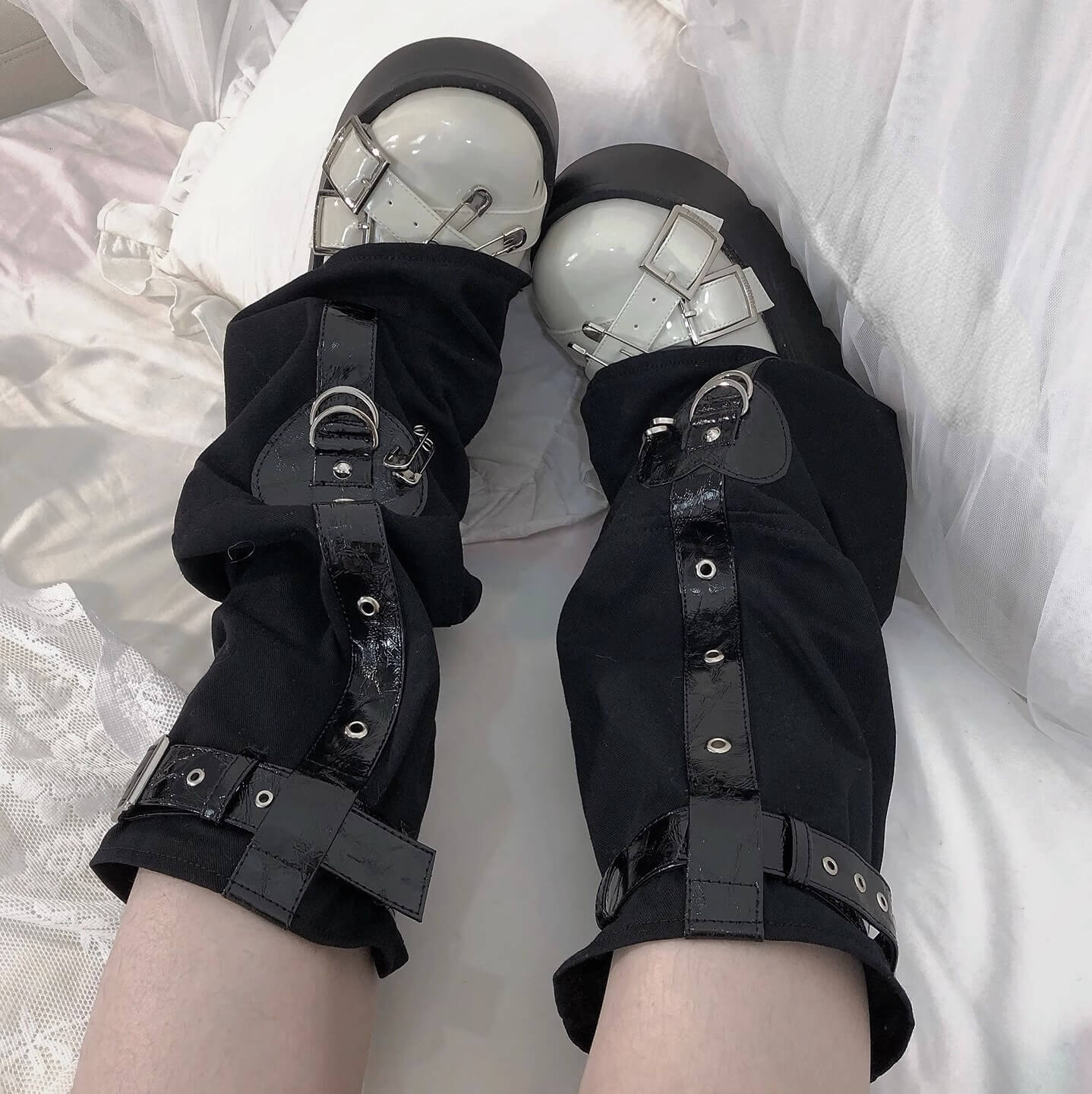 FASHION PUNK DOLL BUCKLE LEG WARMERS