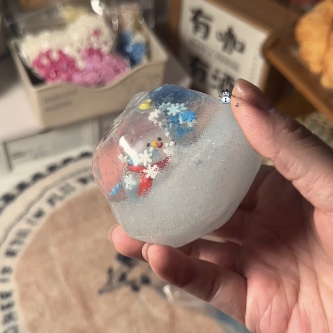 SHAVED ICE SQUISHY BALL