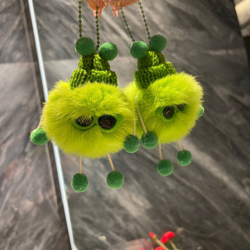 COLORFUL DUST BALL KEYCHAIN ACCESSORY