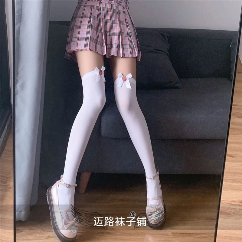 JK SOCKS LOVELY HIGH TUBE KNEE SOCKS STRAWBERRY BOW VELVET BEAUTIFUL LEG LOLITA SILK STOCKINGS