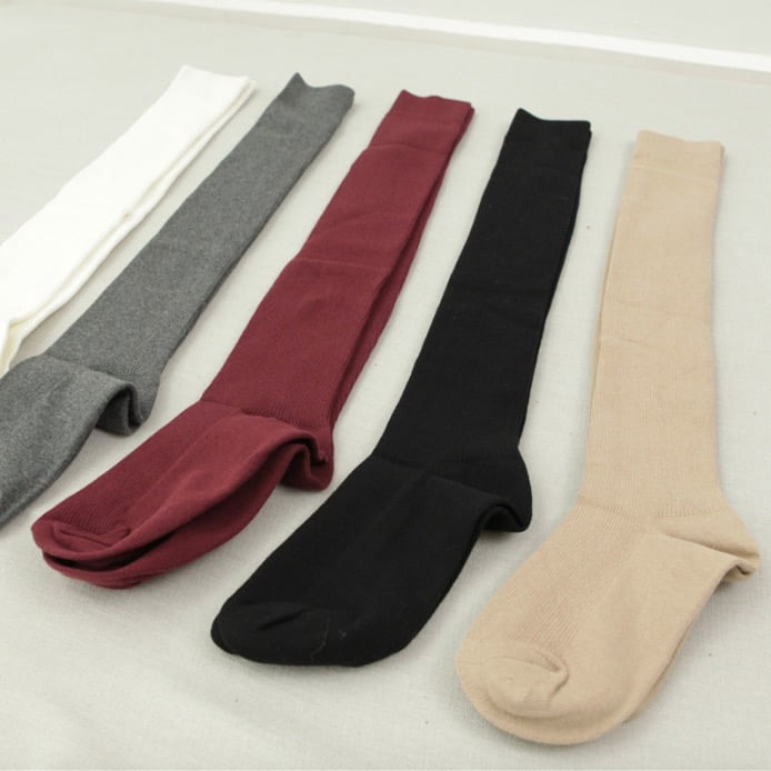 PLAIN WEAVE/VERTICAL STRIPES KNEE-HIGH SOCKS