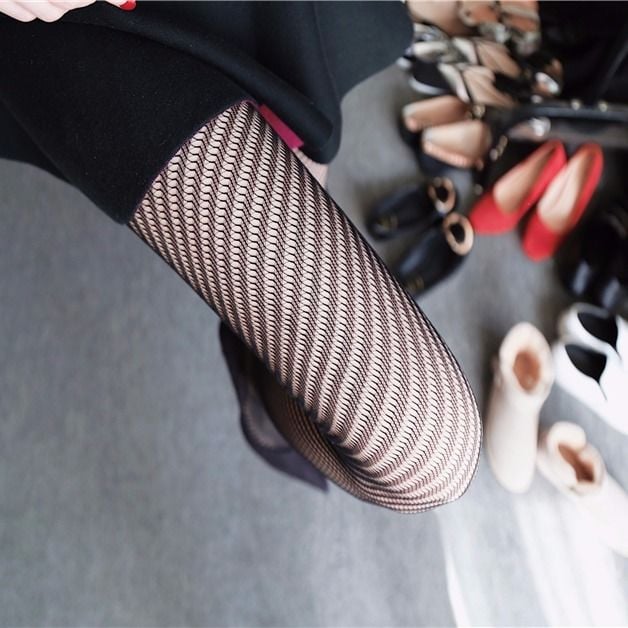 HOLLOW OUT TWILL THIN PANTYHOSE BEAUTIFUL LEG THIN BLACK SILK STOCKINGS