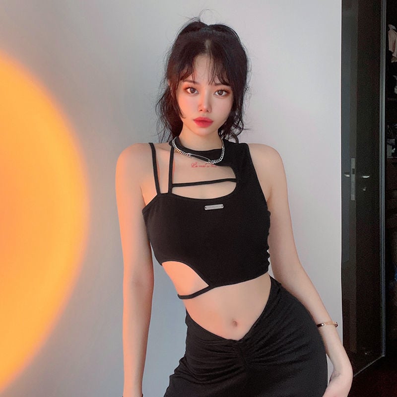 HOLLOW CAMISOLE ASYMMETRIC CROP TOP