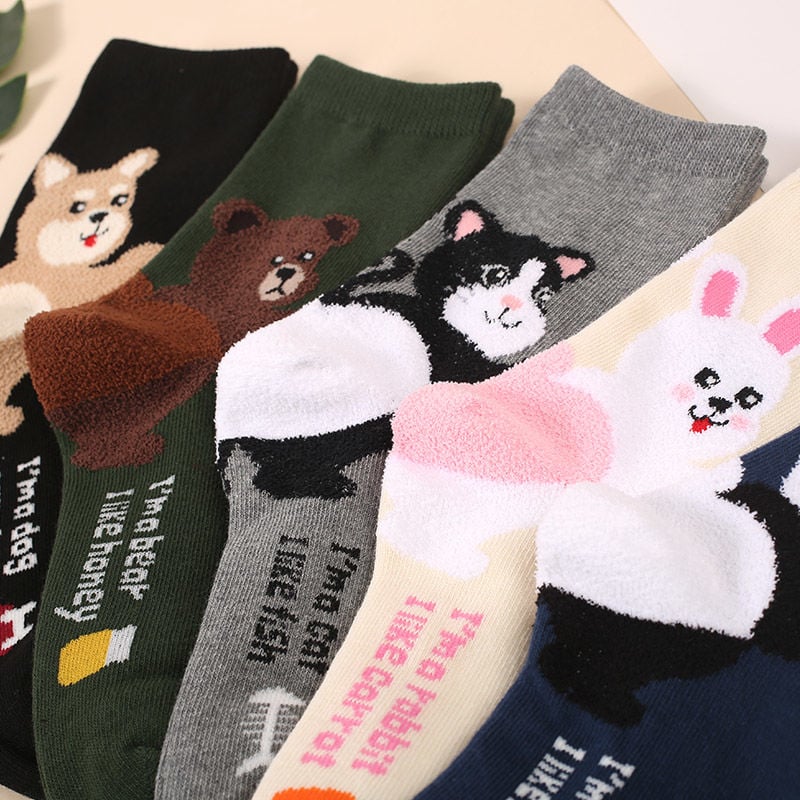 1/3 CARTOON SOCKS FEMALE KOREAN VERSION IN TUBE HARAJUKU STYLE CUTE CORAL FLEECE THICK COTTON SOCKS GIRL TUBE SOCKS