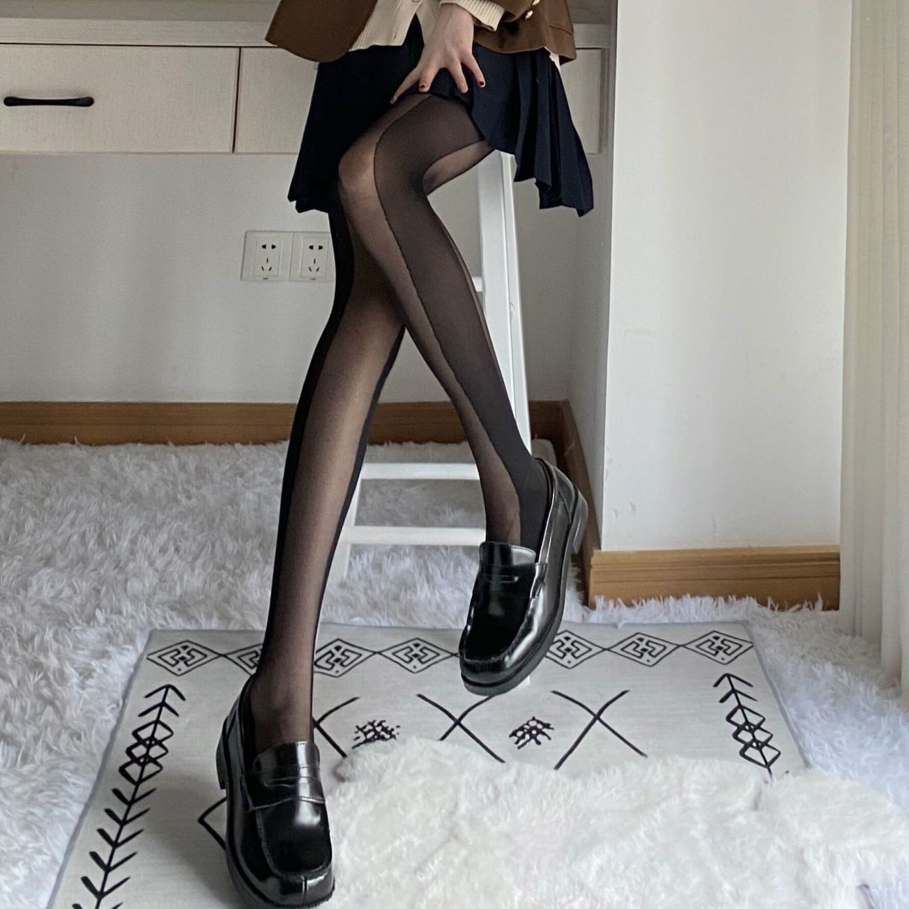 SIDE PLUS BLACK STITCHING STOCKINGS SENIOR SISTER BLACK SILK JK PANTYHOSE