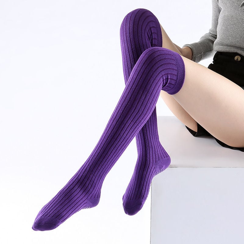 LONG-TUBE OVER-THE-KNEE YOGA SOCKS FOR WINTER WARMTH AND NON-SLIP DANCE ROUND-TOE SOCKS OVER-THE-KNEE YOGA SOCKS
