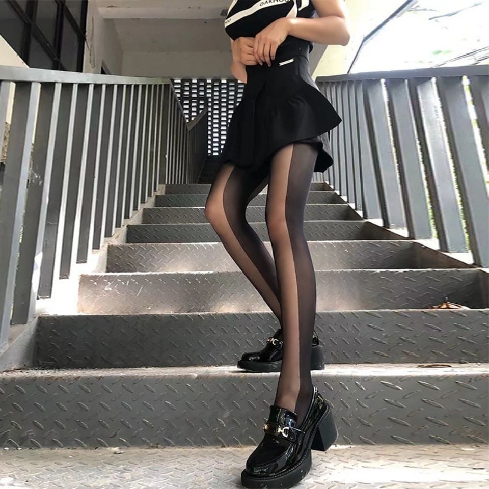 VELVET ARBITRARY CUT INVISIBLE VERTICAL STRIPS AND STRAIGHT LINES SHOW THIN BLACK VERTICAL STRIPED STOCKINGS