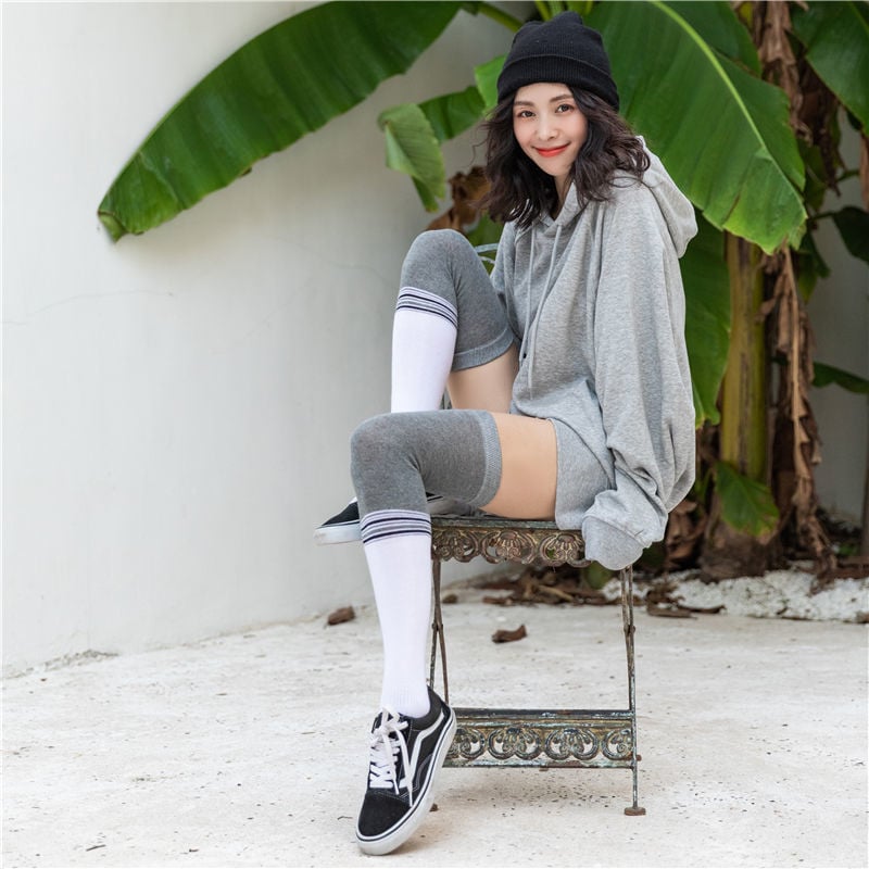 YOGA SOCKS LONG TUBE PROFESSIONAL YOGA SOCKS LONG TUBE PILATES YOGA OVER THE KNEE NON-SLIP FIVE-FINGER SOCKS
