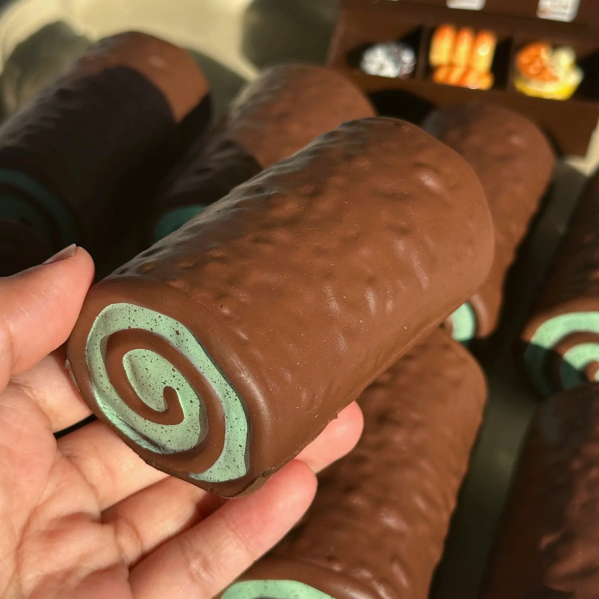 CHOCO SWIRL DREAM SQUISHY TOY