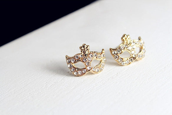 Hinestone Mask Shape Stud Earrings