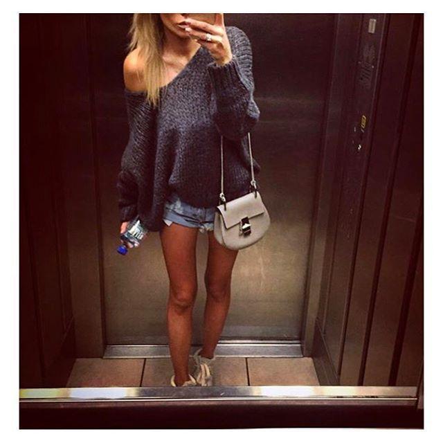 Loose Pullover Knit Solid Color Sweater