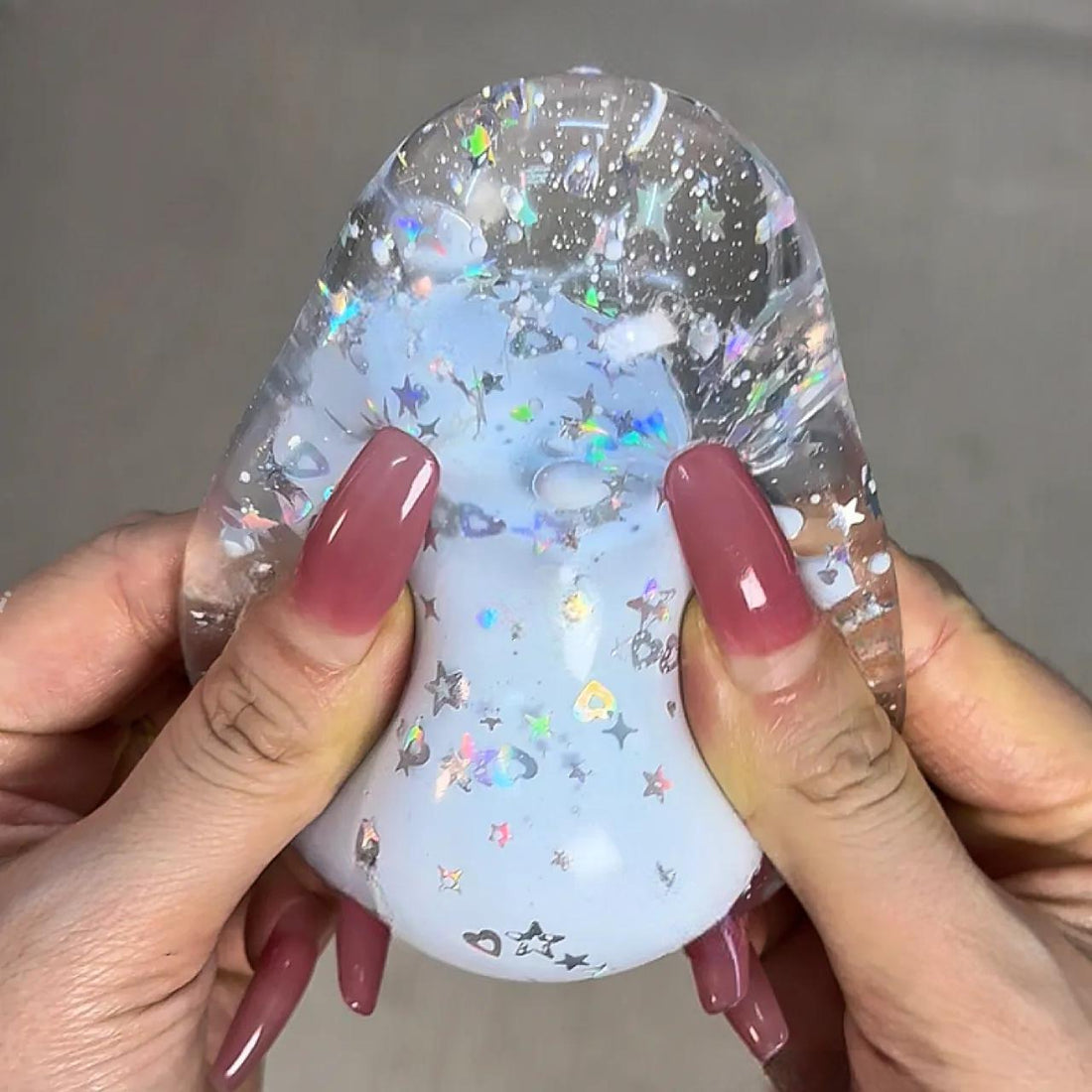QUICK-REBOUND LAYERED LIQUID SAND STRESS BALL
